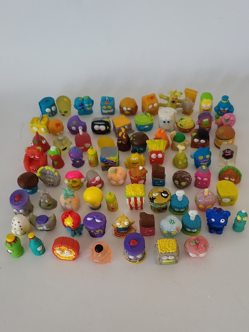 Moose Toys Grossery Gang Trash Pack Mini Figure Lot Of 77 Collectible Toys